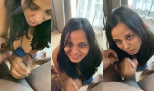 Sexy Desi Girl Sucking Dick