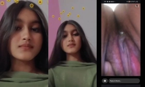 Cute Desi Girl Shows Nude Body